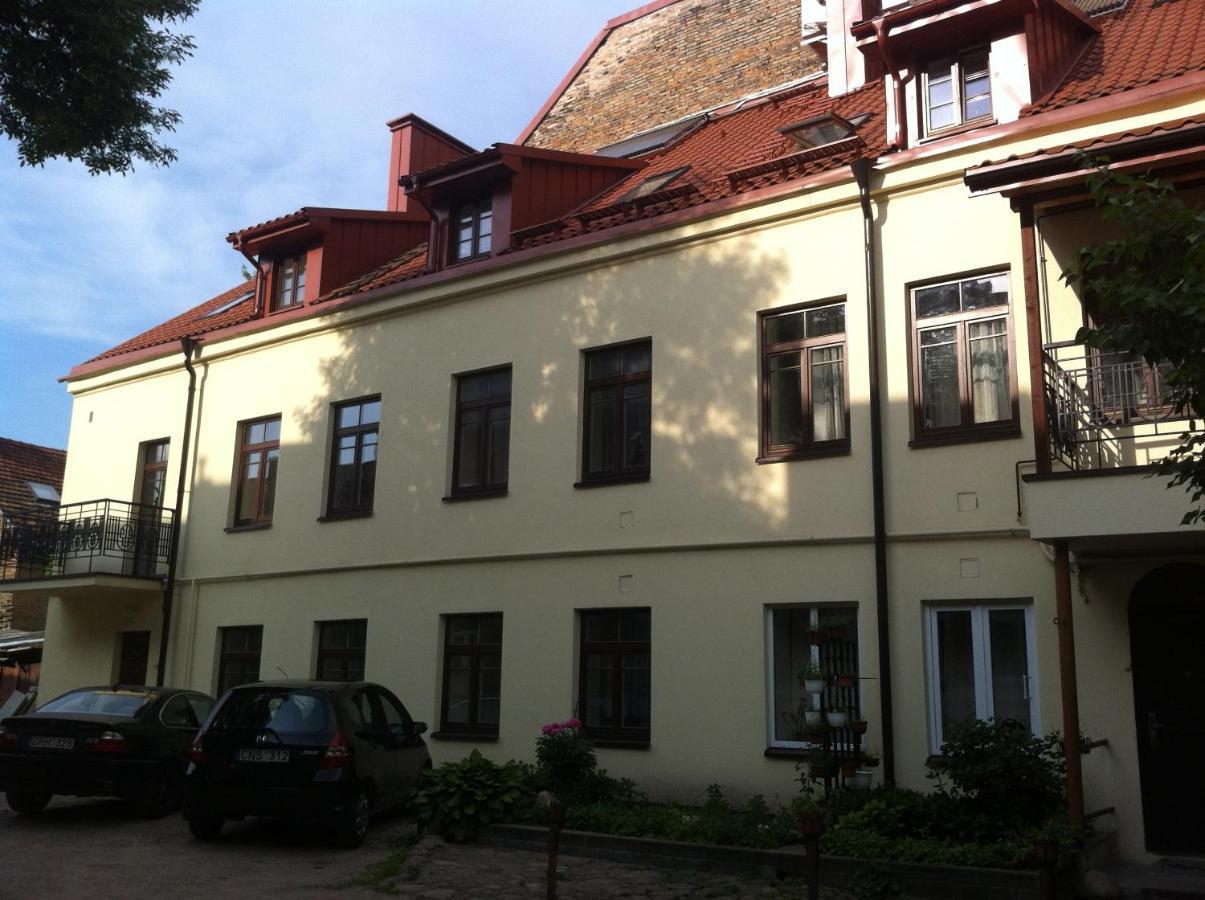 Old Studio Apartment فيلنيوس الغرفة الصورة