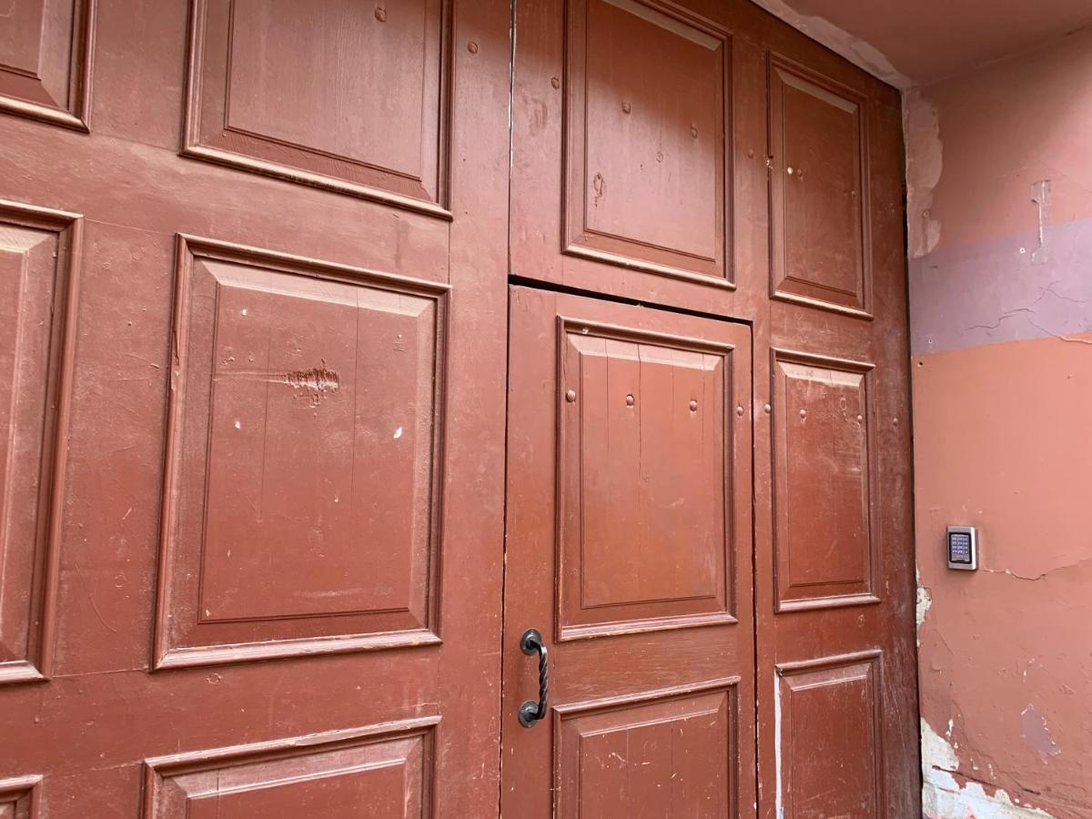 Old Studio Apartment فيلنيوس المظهر الخارجي الصورة