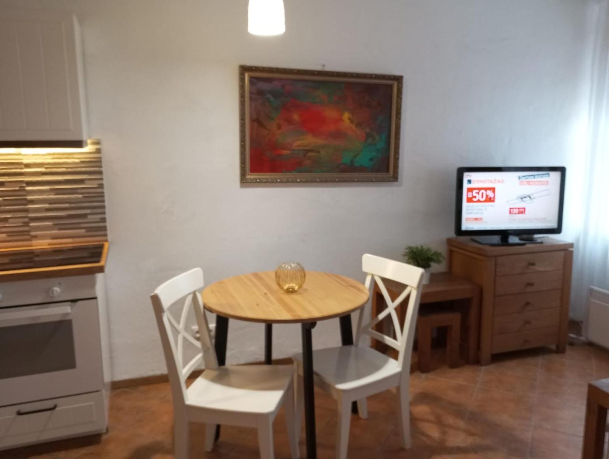 Old Studio Apartment فيلنيوس المظهر الخارجي الصورة